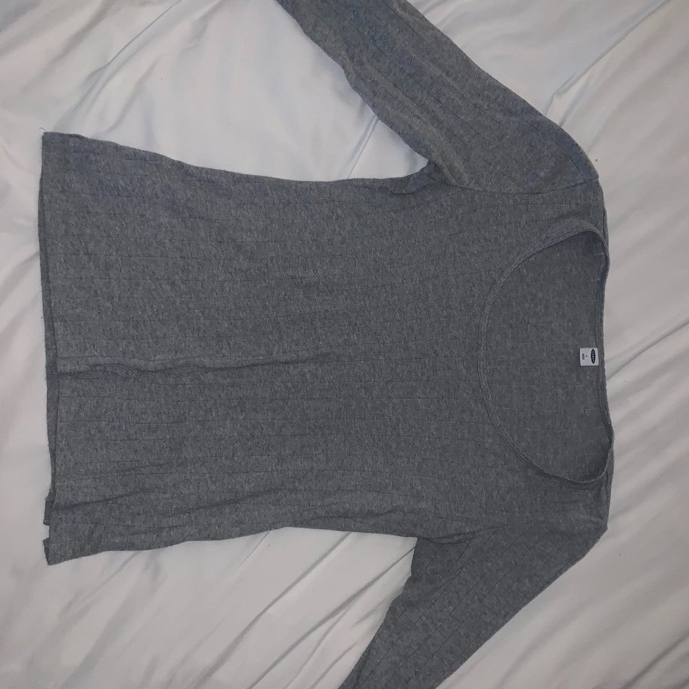 Long Sleeve Gray Shirt